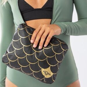 ALOHA Collection Black and Gold Small Pouch